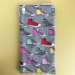 スニーカー柄ペットボトルカバー