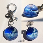 蓄光 雲レジン  流れ星と月夜 24ミリキーホルダー