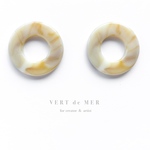 【4個 29mm】クリームマーブル フープ  チャーム