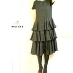  S～LL対応　大人の段々フリルワンピース（ウエスト紐付き）ブラック