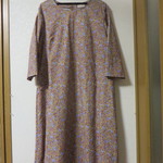 ☆新作☆　1点もの　エスニック　ペチコート付き　花柄ワンピース　イエロー系　ゆったりサイズ　サイズＬ～ＬＬ 