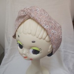 【クロスターバン】ヘアーバンド 花柄 ピンクベージュ