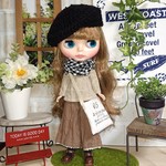No.1670  リネントップスとモカ茶の裾レースのパンツ