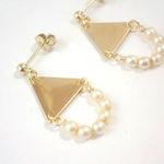 **nさまご依頼品**さんかくプレートとガラスパールのピアス