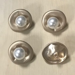 SMOOTH GOLD PEARL BUTTON PARTS
