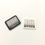 1個 タブレット (ブラック　ホワイト) 電子機器 事務用品　パソコン　オフィス　機材　ミニチュア　カスタム ドール用品 ドールハウス　ドル活