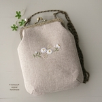 花の刺繍 がま口ポシェット  デイジー コットンパール♪   