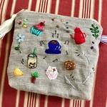 cafe timeな刺繍ファスナーポーチ♪（白）