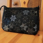 ヘキサゴンスターのパッチワークショルダーバッグ  ストラップ無しオプションでの購入可能。