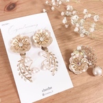 マットゴールドフラワーピアス