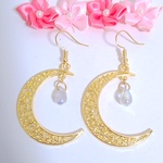 月としずくのピアス・樹脂ピアス・イヤリング・樹脂イヤリング♡オーロラ