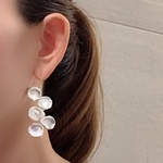 k18 花びら クレオ 5連パール ピアス