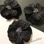 BIG Frosted Glass Flower bijou Black x Crystal