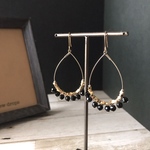 ✳︎オニキスとメタルビーズのドロップフープピアス/イヤリング✳︎