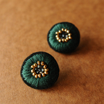 ＜Stella～遊び好きの星～＞刺繍ピアス◎ベイクドグリーン◎2way★ロングポスト/アレルギー対応変更可能 