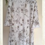 （ｍ様ご予約品）袖フリルチュニック（ベージュ花柄）