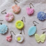 【再販】耳に砂糖菓子ピアス（ちょうちょ）