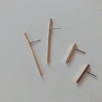 新作☆ゴールドスティックピンピアス  ショート
