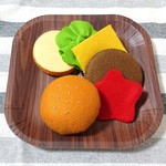 フェルトでおままごと☆チーズバーガー