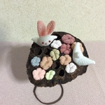 ちりめん細工・蓮の花托のオブジェ(2)