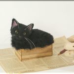羊毛フェルト　猫　黒猫のペーパーウェイト　ねこ　ネコ　猫フィギュア