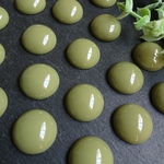 【4個】 19mm くすみカラー グリーン カボション