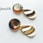 イヤリング・ピアス[秋冬]シンプルなべっ甲×ゴールドリーフシンプルイヤリング・シンプルピアス【イヤリング・ピアス】