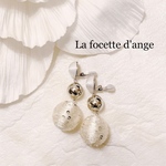 ボンボンピアス・イヤリング SP white