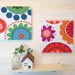 カラフルフラワーのファブリックパネル 2枚セット 30cm×30cm 