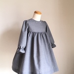 ウールのグレーワンピース　100サイズ
