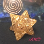 水晶と24k金箔のマカバスター  オルゴナイト