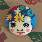 顔ブローチ  青花 ふじこ 小 