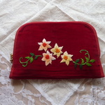 フランス刺繍　赤、　通帳　・　病院用　・　母子手帳ケース