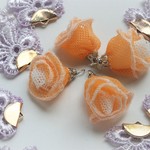レースの薔薇のタッセル　4個セット