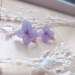 【再販】シンプルな花のイヤリング  すみれ色