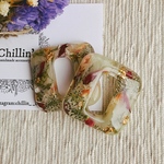 ベージュ❁︎ square×botanical ピアス/イヤリング