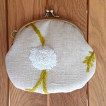 大人シックなお花刺繍がま口