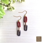 刺繍糸のチェーンピアス  赤×黒