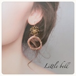 【A-374-c】ピンクver.☆ゴールドフラワー*アクリルリングピアス