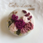刺繍ブローチ