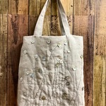 リネン　刺しゅう手提げバック　貝ボタン花　受注製作