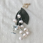 sale**すずらんと忘れな草の耳飾り　片耳