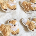 こぎつねのふわふわピンズ