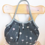 ＊送料無料＊ふわふわタンポポ綿毛＊刺繍のグラニーバッグ