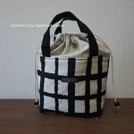 再販♡　洗える！保冷お弁当用トートバッグ　タイル風四角　女性用　保冷　バッグ　トートバッグ　ブラック
