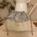 リバティ ベッツィ 巾着 オムツポーチにも