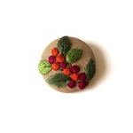 赤実  刺繍 ブローチ     