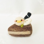 羊毛フェルト ひよこチョコケーキ