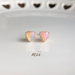 ≪14kgf≫vintageガラスオパール　ハートピアス