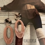 RUKIRIRIA #354 ホワイトべっこう×スモーキーピンク 秋冬ピアス  大ぶりピアス 大ぶりイヤリング 